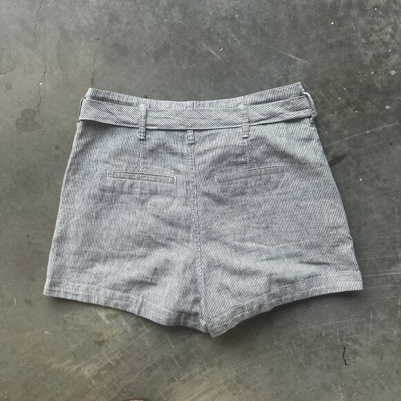 Abercrombie & Fitch Shorts Womens XS Blue White Striped Linen Blend Belted Short - Picture 4 of 9